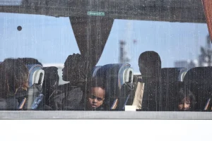 Immigration : des associations attaquent l’État et l'accord « un pour un » signé entre la France et le Royaume-Uni - L'Humanité