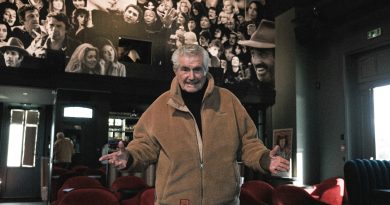 Interview. Claude Lelouch va ouvrir son ciné-bistrot à Trouville pour partager son « amour du cinéma »