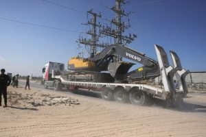 Israël mène des raids meurtriers à Gaza, accuse le Hamas d'avoir attaqué ses soldats