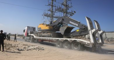 Israël mène des raids meurtriers à Gaza, accuse le Hamas d'avoir attaqué ses soldats