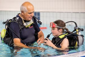 Plongée solidaire pour Octobre Rose à Évreux : un événement au service de la lutte contre le cancer