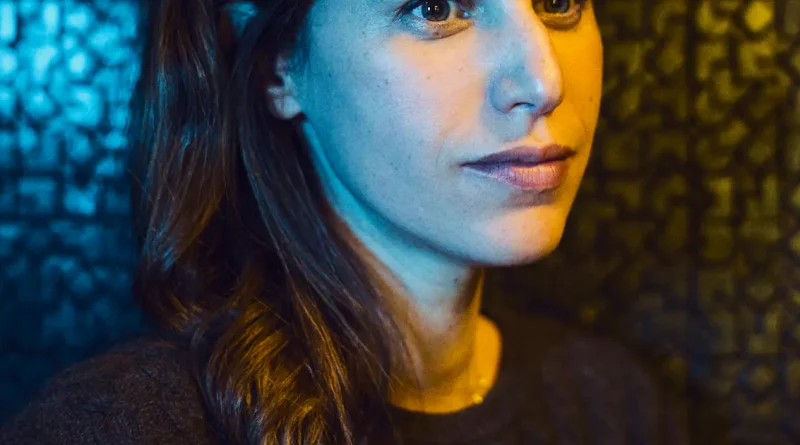 Kaouther Adimi, Alger-Paris aller-retour: écrire depuis les deux rives