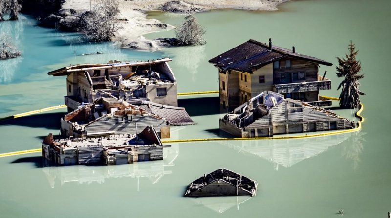 La commission des dons pour Blatten approuve 25 demandes de soutien | RTS
