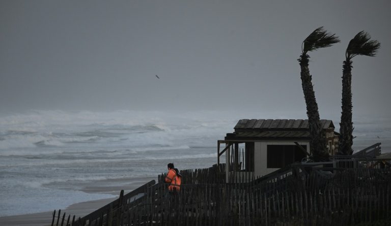 La tempête Benjamin fait une victime en Corse, peu de dommages ailleurs