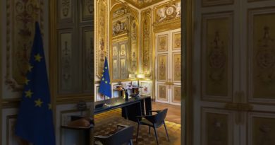 Le Bureau Présidentiel au Palais de l'Élysée 🇫🇷