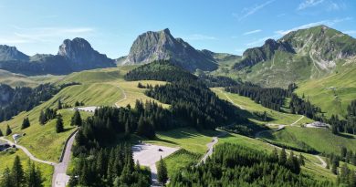 Le Conseil fédéral renforce la défense de l’armée Switzerland, Alps, Matterhorn, lake, mountains, Swiss flag, Geneva