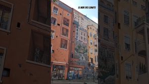 Le Mur des Canuts : Chef-d'œuvre du street art à Lyon