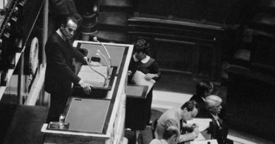 Le discours enflammé de Badinter à l'Assemblée sur la peine de mort