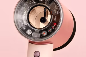 Le sèche-cheveux, premier en techno