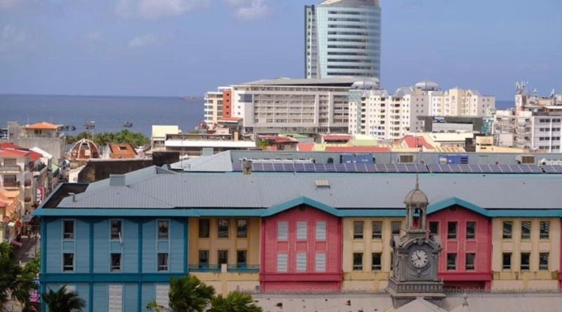 Le stationnement payant sera rétabli au centre-ville de Fort-de-France "dans les meilleurs délais"