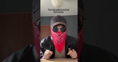 Le vol audacieux au Louvre : un bijou dérobé !