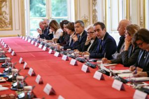 Lecornu face à l'Assemblée, son gouvernement suspendu à la réforme des retraites