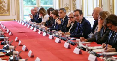 Lecornu face à l'Assemblée, son gouvernement suspendu à la réforme des retraites