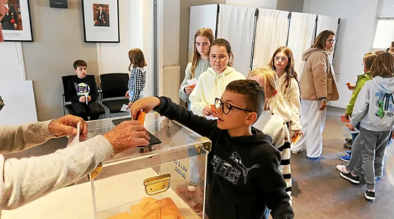 Les écoliers de Guidel ont voté pour élire le conseil municipal des enfants