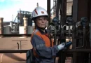 "Les femmes ont leur place dans l'industrie" : comment les entreprises en Paca tentent séduire les jeunes générations