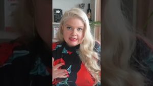 Les médias traitent différemment l'affaire Charlie Kirk