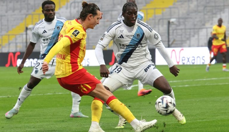 Ligue 1: Lens sur sa lancée, Lille plombe Nantes