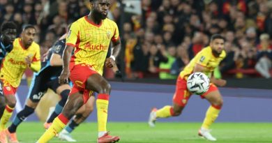 Ligue 1: l'OM, surpris à Lens (2-1), perd la tête