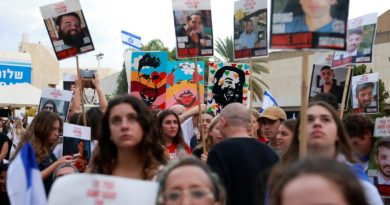 "Matan, mon amour, c'est fini la guerre!", lance la mère d'un otage israélien libéré