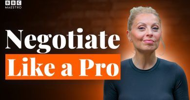 Négociez votre salaire avec Evy Poumpouras | BBC Maestro