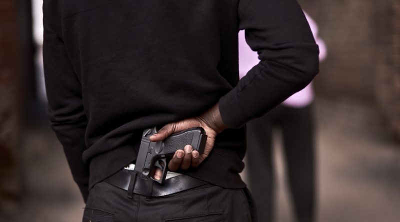 Nuit de violences en Guadeloupe : braquage à Sainte-Rose et un jeune homme grièvement blessé par balle au Gosier