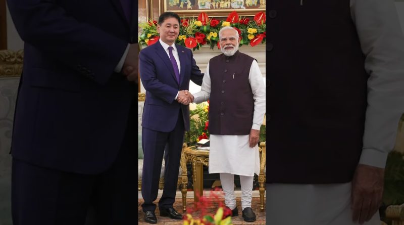 PM Modi et le Président mongol Khurelsukh se rencontrent à New Delhi