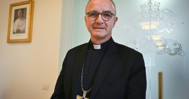 Pédocriminalité: l'Eglise néglige trop les victimes, selon un rapport du Vatican