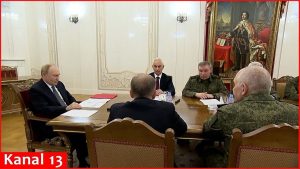 Poutine assure à ses généraux : 'Nous contrôlons l'initiative en Ukraine'