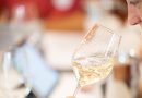 Près de 150 jurés pour plus de 3000 crus dégustés: immersion au cœur du jury du Grand Prix du vin suisse - Le Temps