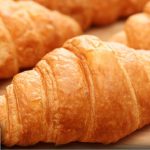Recette des Croissants maison / Homemade croissants - English subtitles - 750g