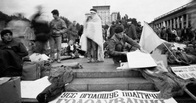 Il y a 35 ans : la Révolution sur le granit, premier Maïdan en Ukraine