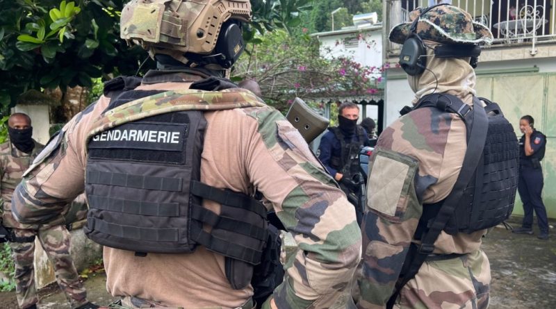 Séries de braquages en Guadeloupe : quatre mineurs de 13 à 16 ans interpellés