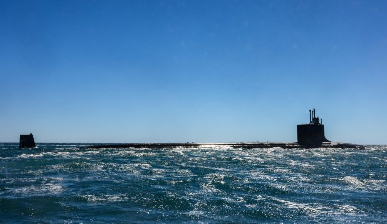 Sous-marins, terres rares: des avancées entre Washington-Canberra