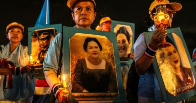 Thaïlande: décès de la reine mère Sirikit, figure puissante de la monarchie