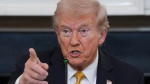 Ulcéré par un message publicitaire, Donald Trump rompt les négociations commerciales avec le Canada