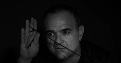 Un ghjornu, una canzona : Serge Vacca - Afgana - ici