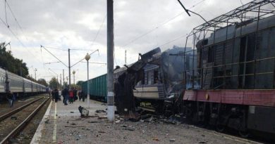 Une attaque de drone russe sur une gare en Ukraine fait au moins 30 blessés