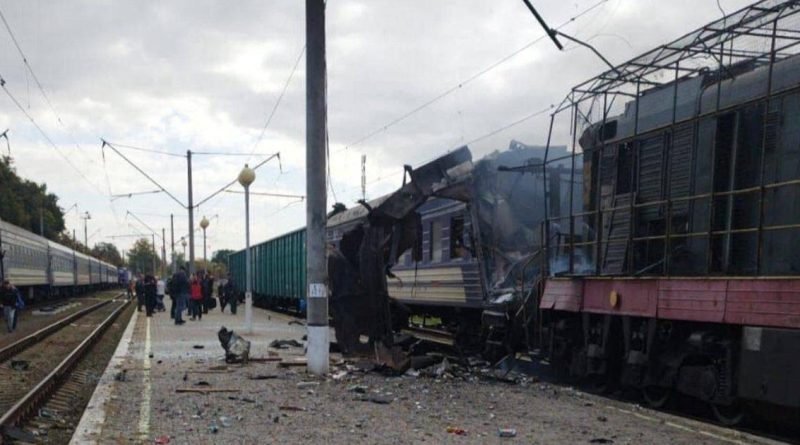 Une attaque de drone russe sur une gare en Ukraine fait au moins 30 blessés