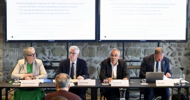 Une demande de référendum pousse le canton de Fribourg à commencer l'année 2026 sans budget | RTS