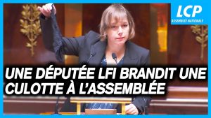 Une députée LFI exhibe une culotte : 'Pas de consentement'