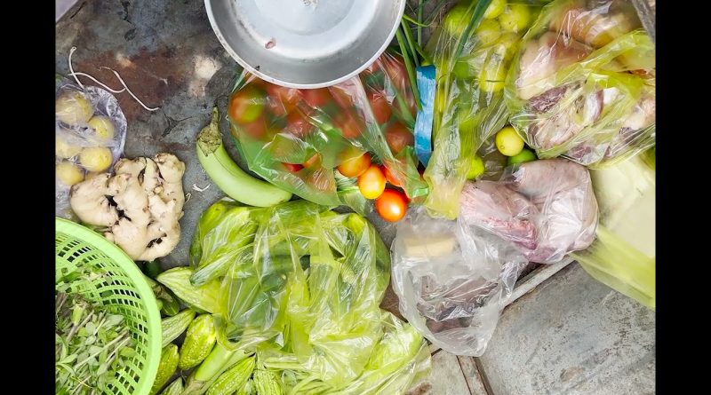 Une marchande booste ses revenus grâce à un microcrédit