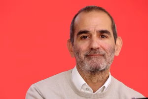 Pouria Amirshahi, député écologiste et social : « La diplomatie des autoritaires est notre ennemie »