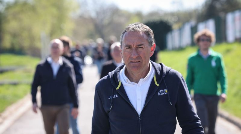 VIDÉO - 10e étape du Tour de France dans le Cantal : "Si on veut du spectacle, il faut aller chercher des difficultés" - ici
