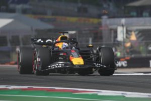 Verstappen décroche la pole de la course sprint devant les McLaren