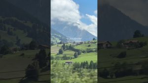 Voyager seul en Suisse : réalité et conseils pratiques