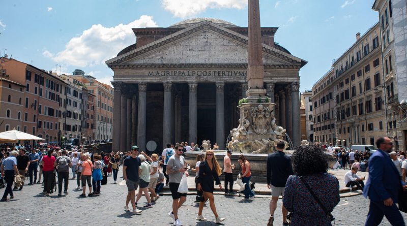 Un touriste décède des suites d’une chute du haut du Panthéon à Rome, en Italie