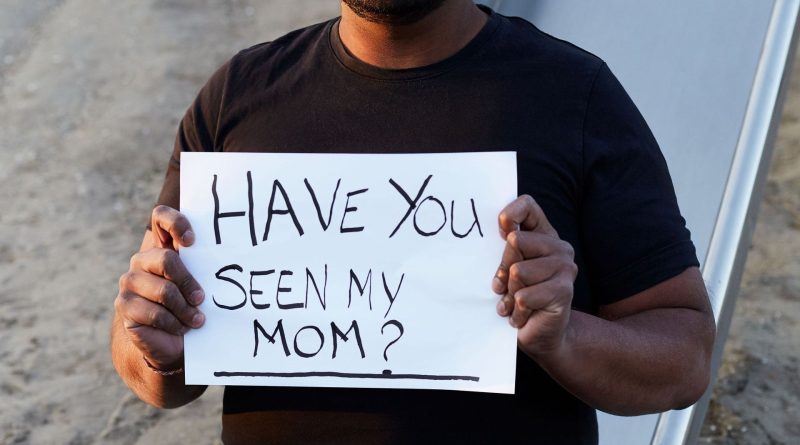 Adoption internationale : enquête sur un scandale mondial - RTBF Actus