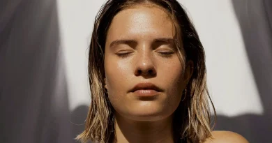Teint lumineux sans soleil : astuces et soins pour un éclat durable toute l'année