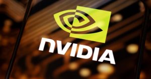 Nvidia franchit la barre des 5.000 milliards de dollars de capitalisation boursière