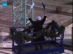 Bobigny (2022) et Berlin (1996) : quand les grues dansent vraiment